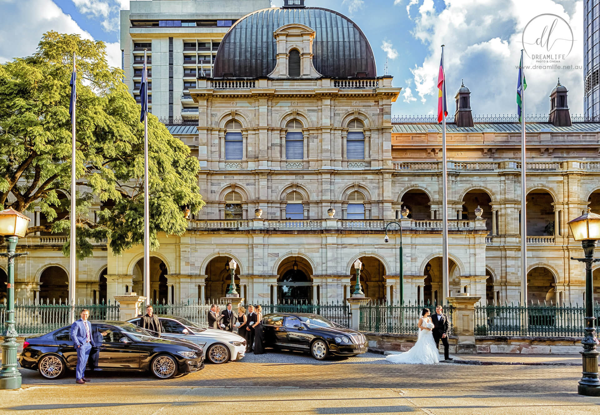 Old Parliament House milimo Brisbane limo Car Hire Transfers
