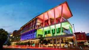 Convention Center milimo Brisbane limo Car Hire Transfers