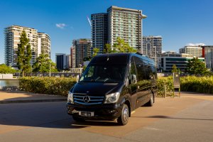 Milimo Mercedes 16 Seat VIP Sprinter Black